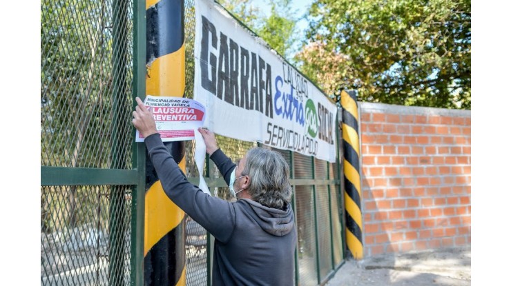 Clausuran un comercio clandestino